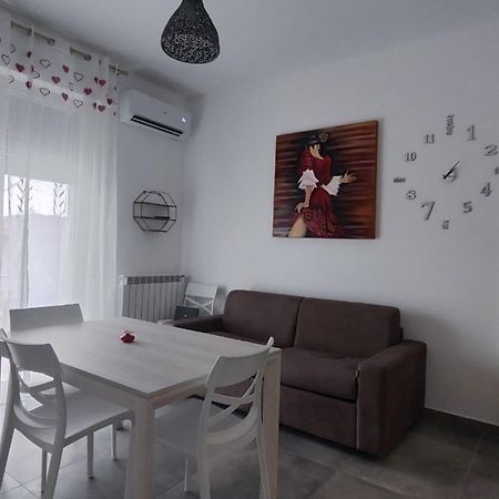 Relax Apartment Bergamo Verdello Bagian luar foto